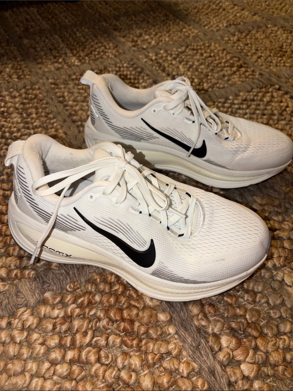 Nike Vomero 18 women’s 9 - Picture 3 of 8